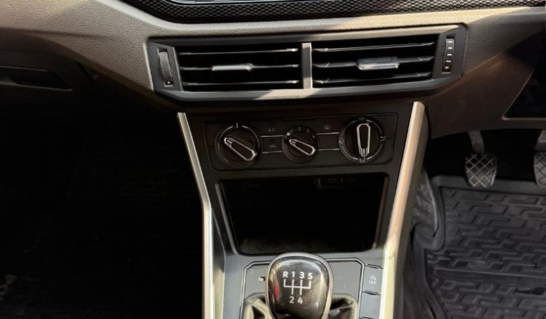
								Volkswagen Polo Hatch 1.0 Tsi Life full									
