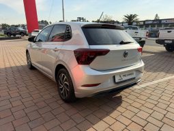 
										Volkswagen Polo Hatch 1.0 Tsi Life full									