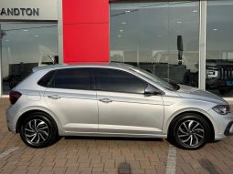 
										Volkswagen Polo Hatch 1.0 Tsi Life full									