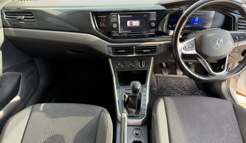
								Volkswagen Polo Hatch 1.0 Tsi Life full									