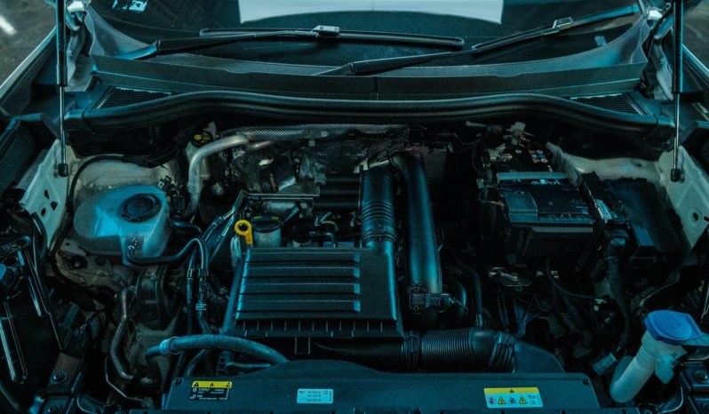 
								Volkswagen Tiguan 1.4 Tsi Life full									