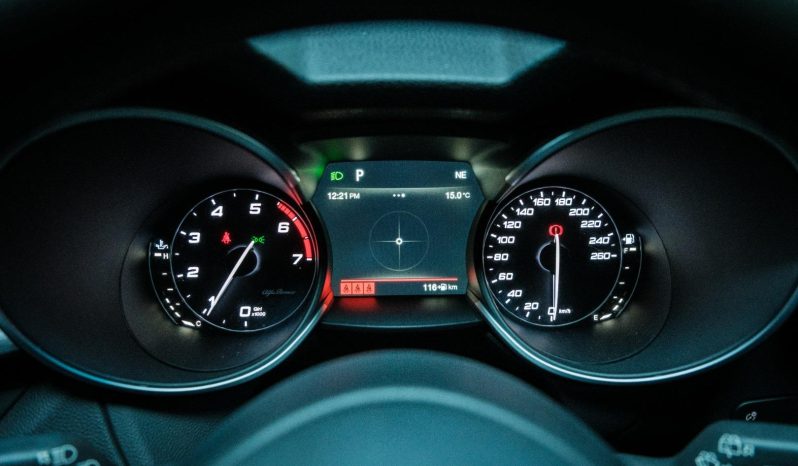
								Alfa Romeo Stelvio 2.0T Q4 Super full									