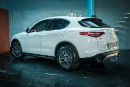 
										Alfa Romeo Stelvio 2.0T Q4 Super full									