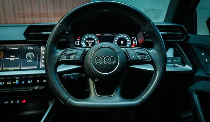 
								Audi A3 Sportback 35 Tfsi Tiptronic Advanced full									