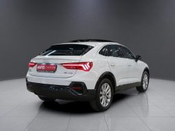 
										AUDI Q3 SPORTBACK 35 TFSI S TRONIC full									