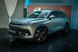
										BAIC X55 Plus 1.5T Premium 2-Tone full									