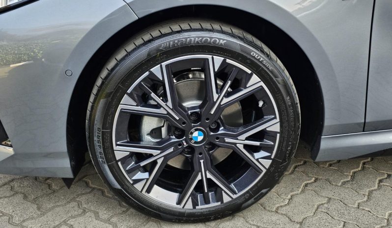 
								BMW 1 Series 118 Sports Hatch M Sport full									