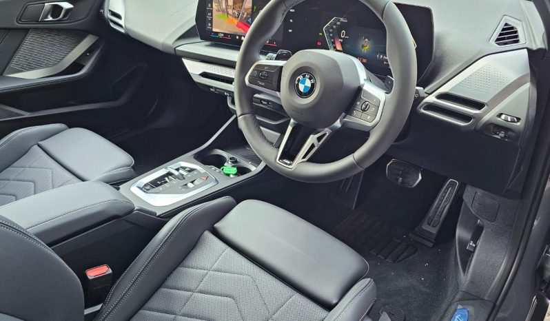 
								BMW 1 Series 118 Sports Hatch M Sport full									