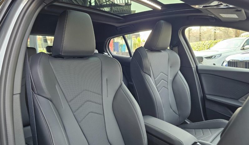 
								BMW 1 Series 118 Sports Hatch M Sport full									