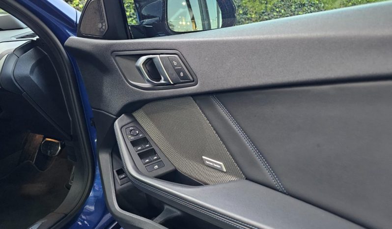 
								BMW 1 Series M135 Xdrive full									