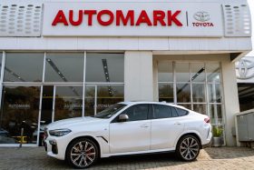 BMW X6 M50i