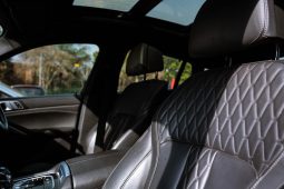 
										BMW X6 M50i full									