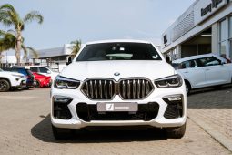 
										BMW X6 M50i full									