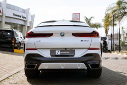 
										BMW X6 M50i full									