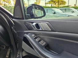 
										BMW X7 M50i Steptronic full									