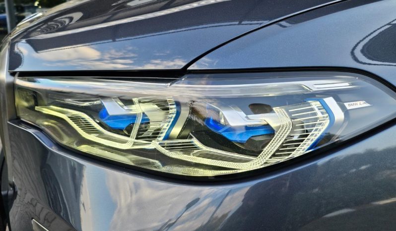 
								BMW X7 M50i Steptronic full									