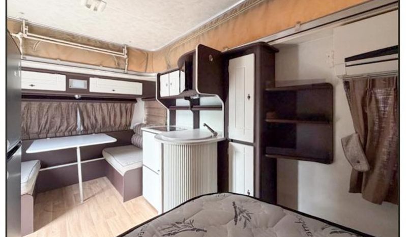 
								Caravan Jurgens Fleetline full									