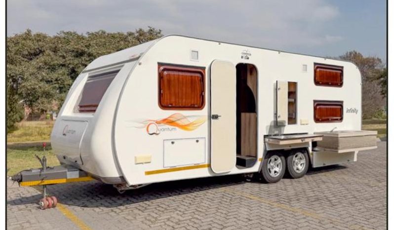 
								Caravan Quantum Infinity full									