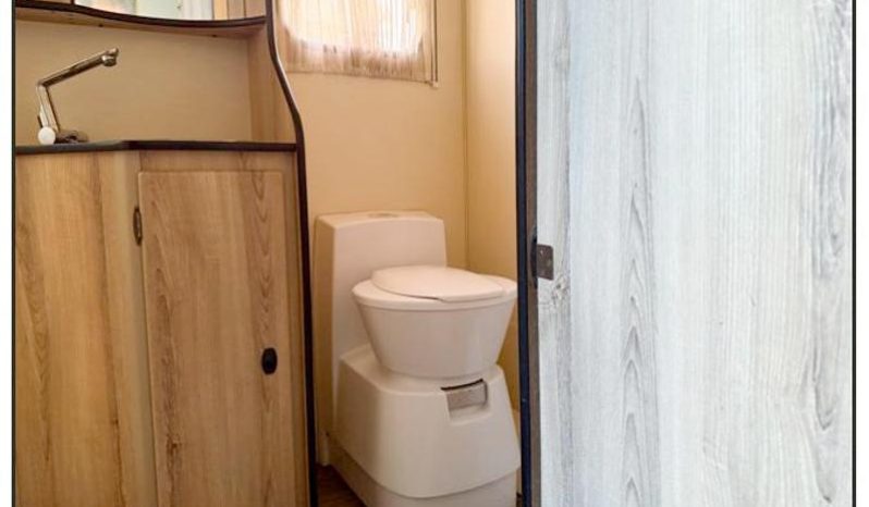 
								Caravan Quantum Infinity full									