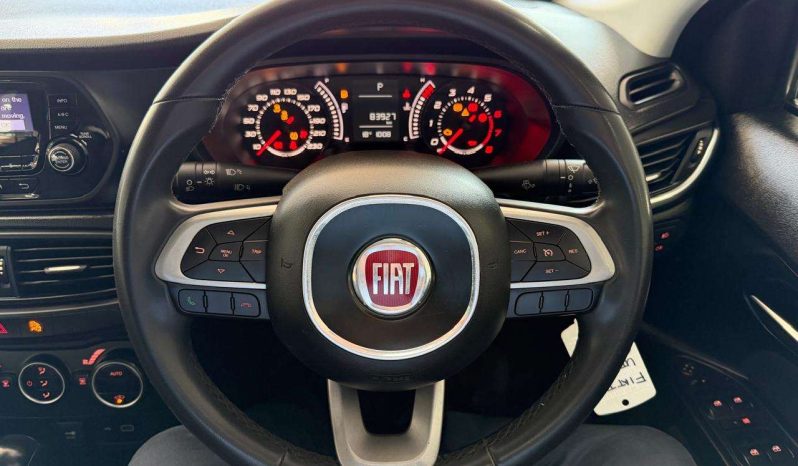 
								FIAT TIPO TIPO 1.6 EASY A/T full									