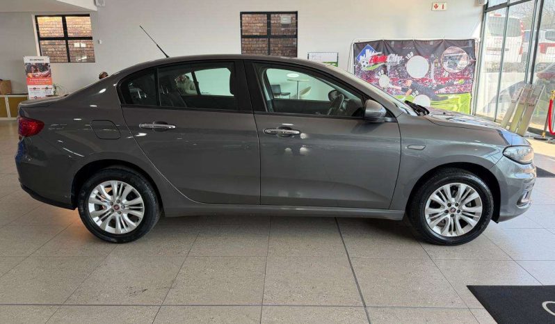 
								FIAT TIPO TIPO 1.6 EASY A/T full									