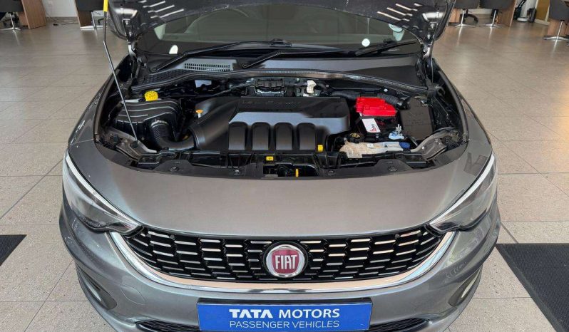 
								FIAT TIPO TIPO 1.6 EASY A/T full									