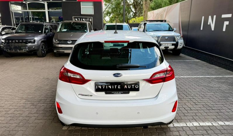 
								Ford Fiesta 1.0 Ecoboost Trend 6MT full									