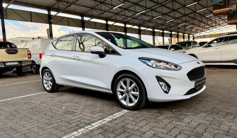 
								Ford Fiesta 1.0 Ecoboost Trend 6MT full									