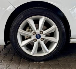 
										Ford Fiesta 1.0 Ecoboost Trend 6MT full									