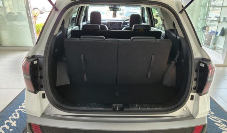 
								Hyundai Alcazar 1.5 D Elite At full									