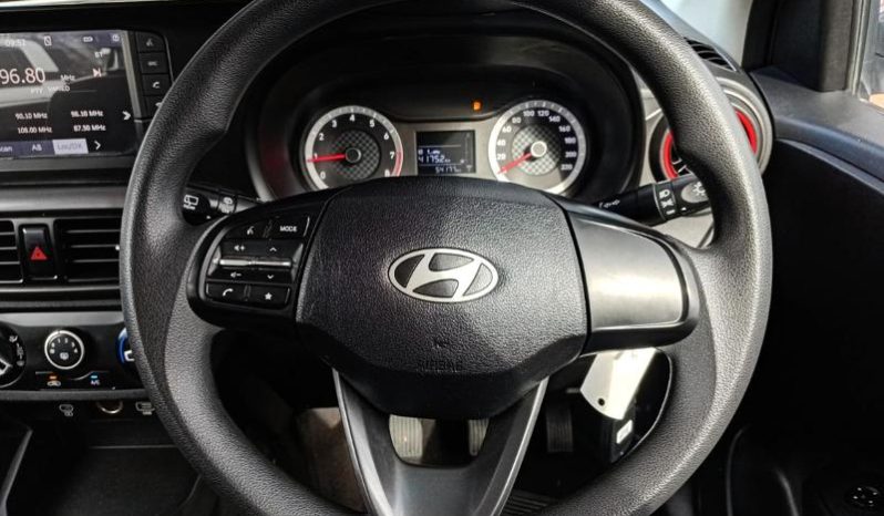 
								Hyundai Grand I10 1.0 Premium full									