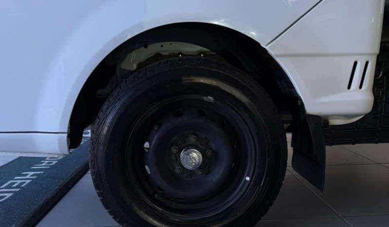 
								Hyundai H100 / BAKKIE H100 2.6D A/C F/C C/C full									