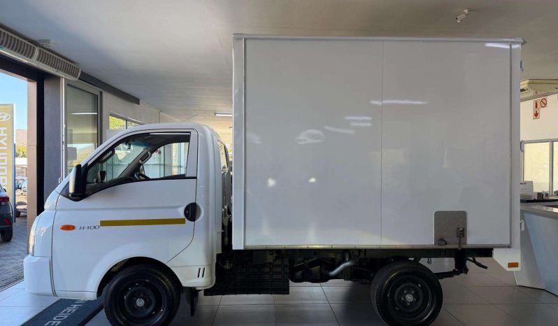 
								Hyundai H100 / BAKKIE H100 2.6D A/C F/C C/C full									