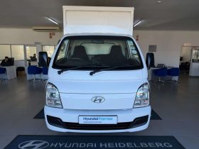 Hyundai H100 / BAKKIE H100 2.6D A/C F/C C/C
