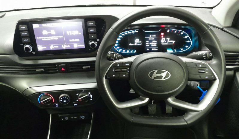 
								Hyundai i10 / i20 / i30 i20 1.2 EXECUTIVE full									