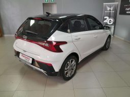 
										Hyundai i10 / i20 / i30 i20 1.2 EXECUTIVE full									