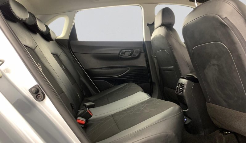 
								Hyundai I20 1.2 Premium full									