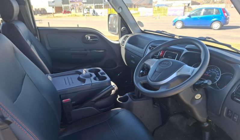 
								JAC X200 1.3 Ton Dropside D Cab Ac full									