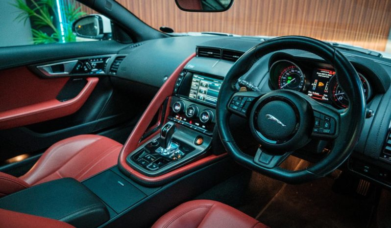 
								Jaguar F-Type 3.0 V6 S Coupe full									