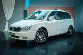 Kia Sedona 2.2 Crdi At