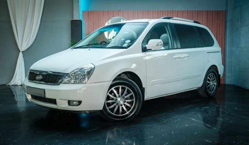 
								Kia Sedona 2.2 Crdi At full									