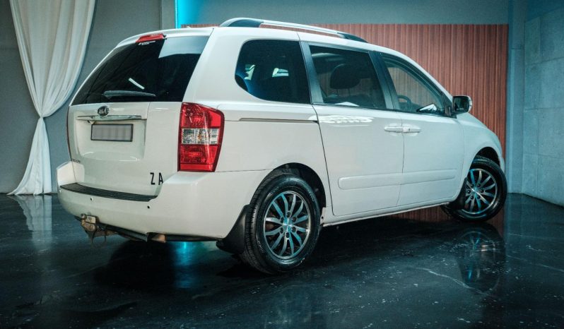 
								Kia Sedona 2.2 Crdi At full									