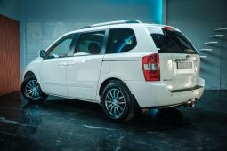 
										Kia Sedona 2.2 Crdi At full									