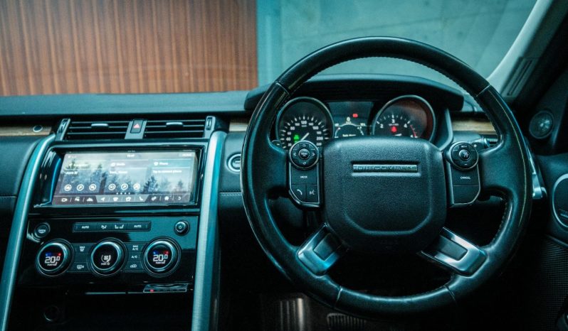 
								Land Rover Discovery 3.0 D Hse Luxury (190kW) full									