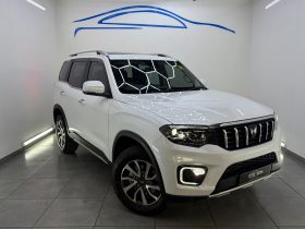 Mahindra Scorpio N Z8 4X2 At