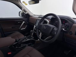 
										Mahindra Scorpio N Z8 4X2 At full									