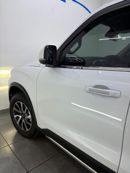 
										Mahindra Scorpio N Z8 4X2 At full									