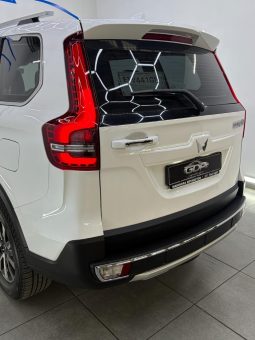 
										Mahindra Scorpio N Z8 4X2 At full									