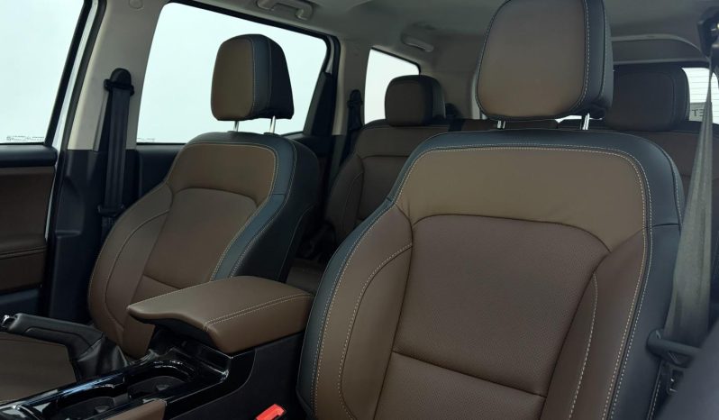
								Mahindra Scorpio N Z8 4X2 At full									