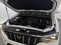 
										Mahindra Scorpio N Z8 4X2 At full									